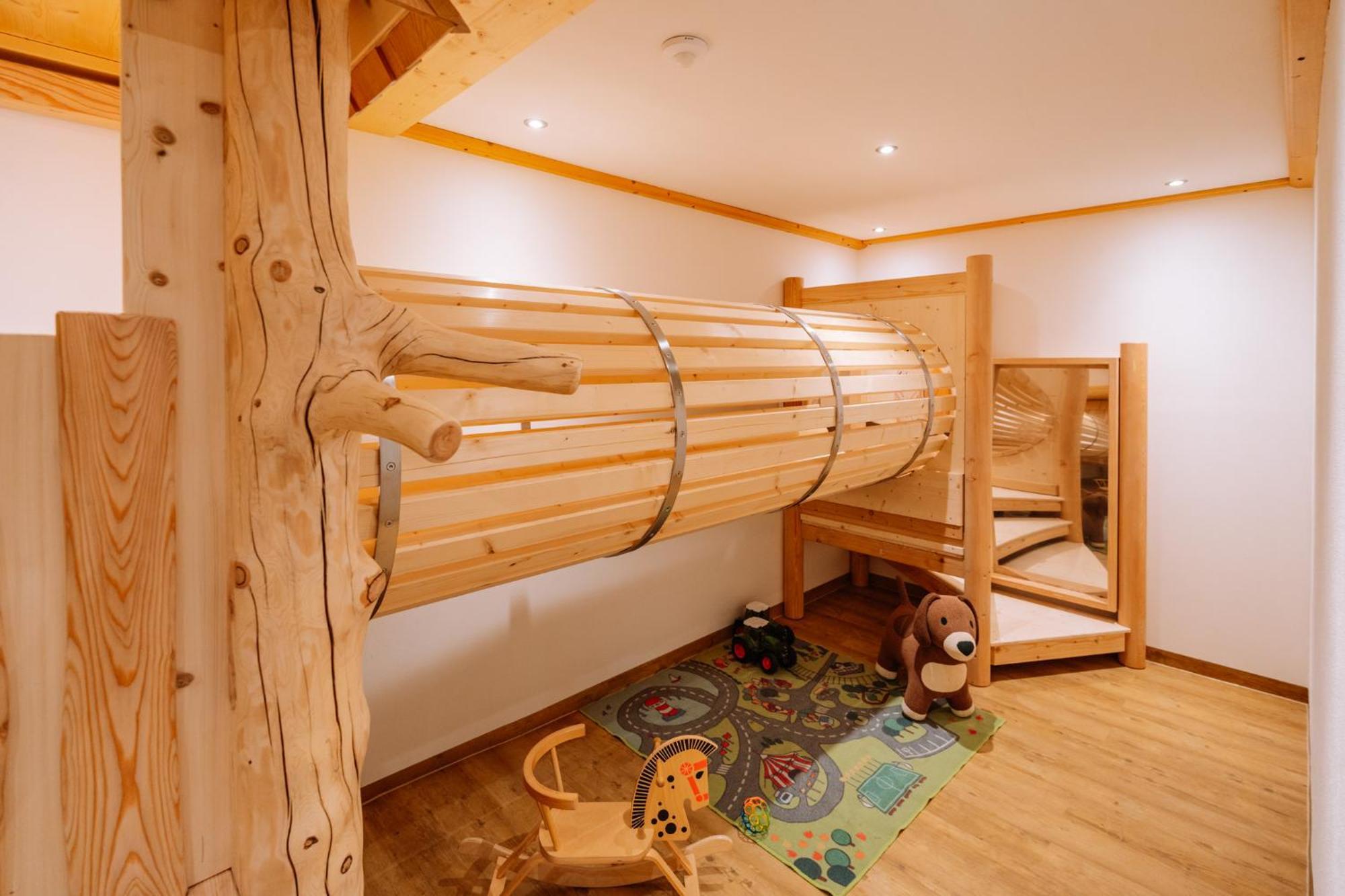 Hotel Sperlhof วินดิชการ์สเทิน ภายนอก รูปภาพ