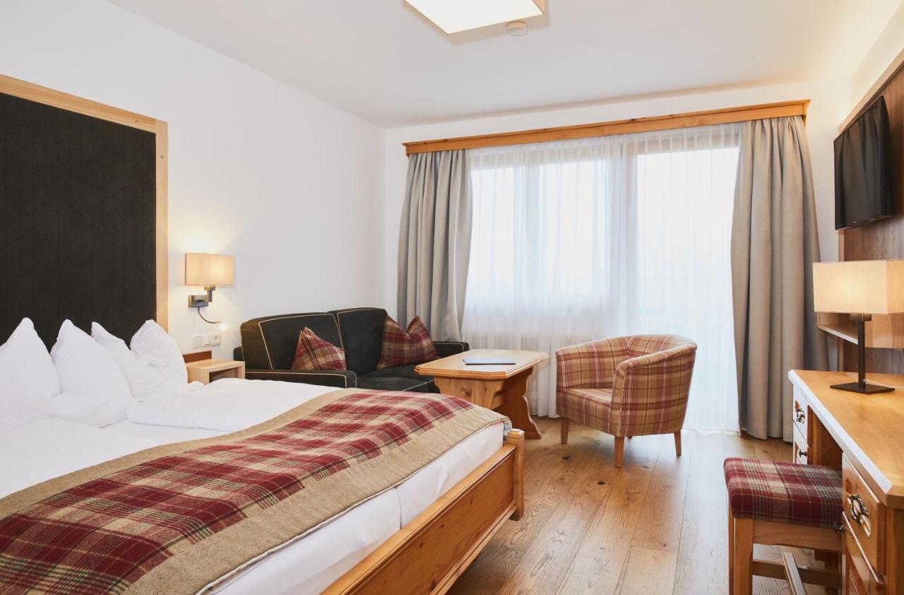Hotel Sperlhof วินดิชการ์สเทิน ภายนอก รูปภาพ